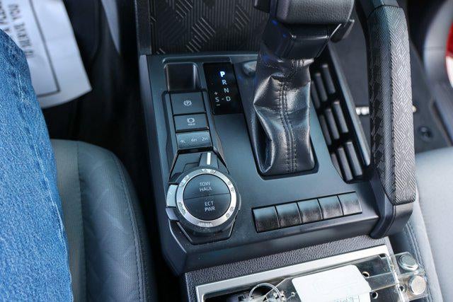 2025 Toyota TACOMA SR5 SR5