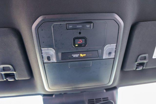 2025 Toyota TACOMA SR5 SR5