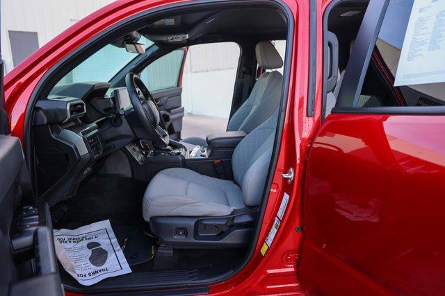 2025 Toyota TACOMA SR5 SR5