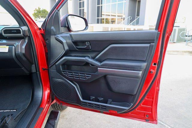 2025 Toyota TACOMA SR5 SR5