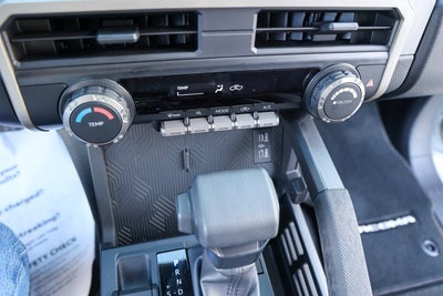 2025 Toyota TACOMA SR5 SR5