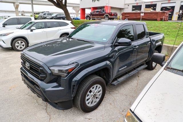 2025 Toyota Tacoma 4WD SR5