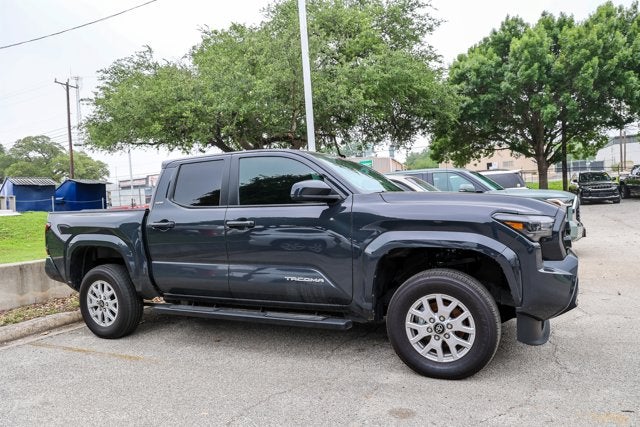 2025 Toyota Tacoma 4WD SR5