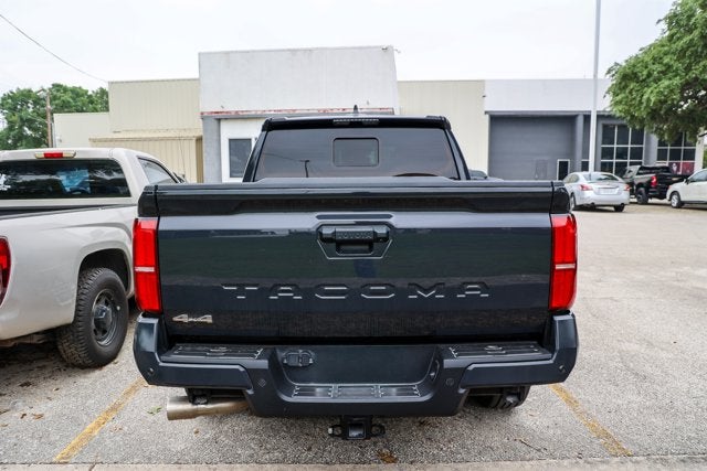 2025 Toyota Tacoma 4WD SR5
