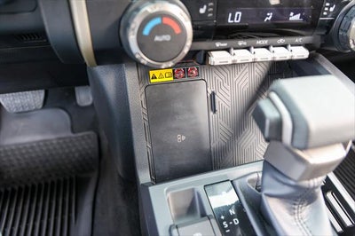 2025 Toyota TACOMA SR5 SR5