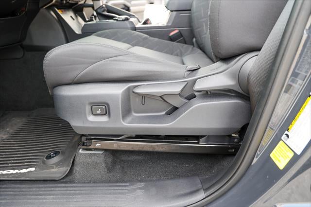 2025 Toyota TACOMA SR5 SR5
