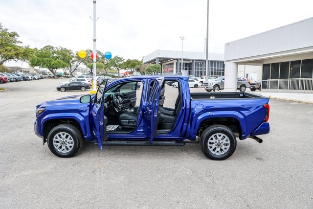 2025 Toyota TACOMA SR5 SR5