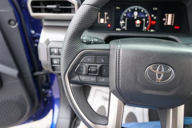 2025 Toyota TACOMA SR5 SR5