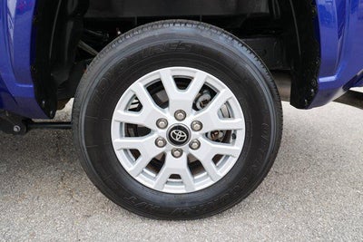 2025 Toyota TACOMA SR5 SR5