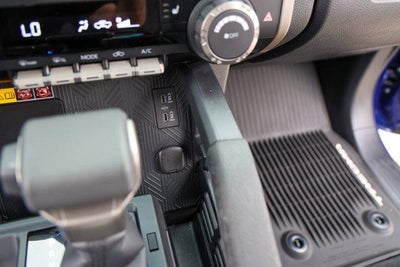 2025 Toyota TACOMA SR5 SR5