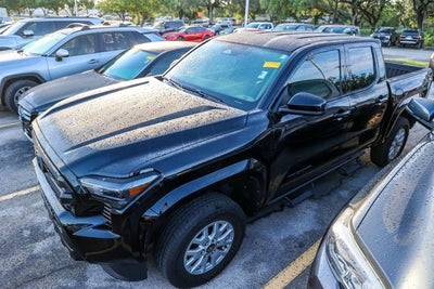 2025 Toyota Tacoma 4WD SR5