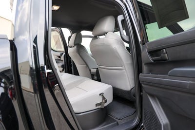 2025 Toyota TACOMA SR5 SR5