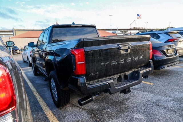 2025 Toyota Tacoma 4WD SR5