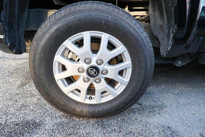 2025 Toyota TACOMA SR5 SR5
