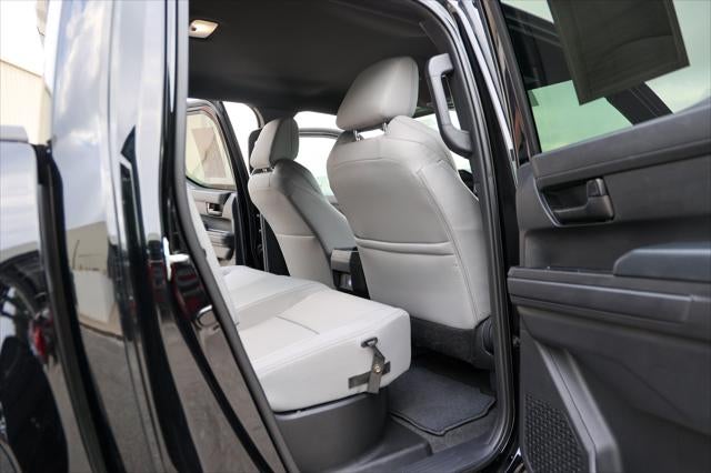 2025 Toyota TACOMA SR5 SR5