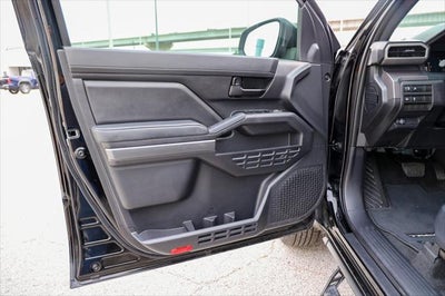 2025 Toyota TACOMA SR5 SR5