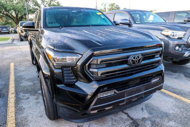 2025 Toyota TACOMA SR5 SR5