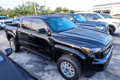 2025 Toyota TACOMA SR5 SR5