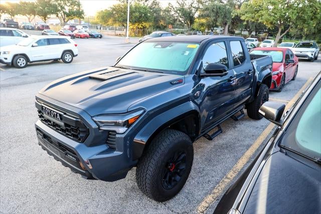 2025 Toyota Tacoma i-FORCE MAX TRD Pro Hybrid