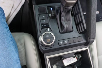 2026 Toyota TACOMA LTD HV Limited Hybrid