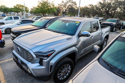 2026 Toyota TACOMA LTD HV Limited Hybrid