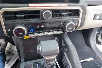 2026 Toyota TACOMA LTD HV Limited Hybrid