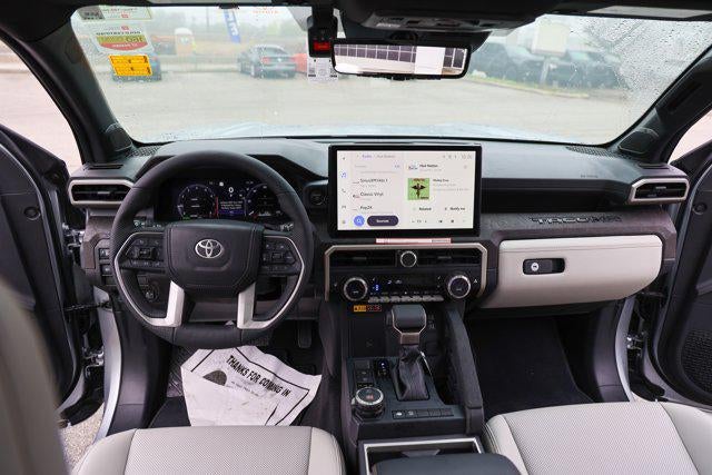 2026 Toyota TACOMA LTD HV Limited Hybrid