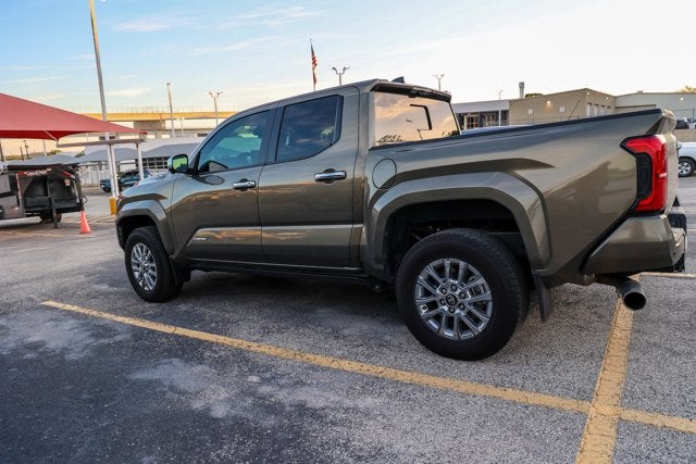 2025 Toyota Tacoma 4WD Limited Hybrid