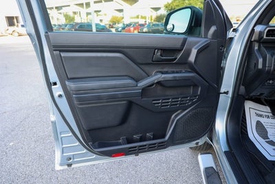 2025 Toyota Tacoma 4WD SR