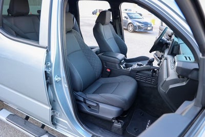 2025 Toyota Tacoma 4WD SR