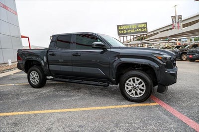 2025 Toyota Tacoma SR