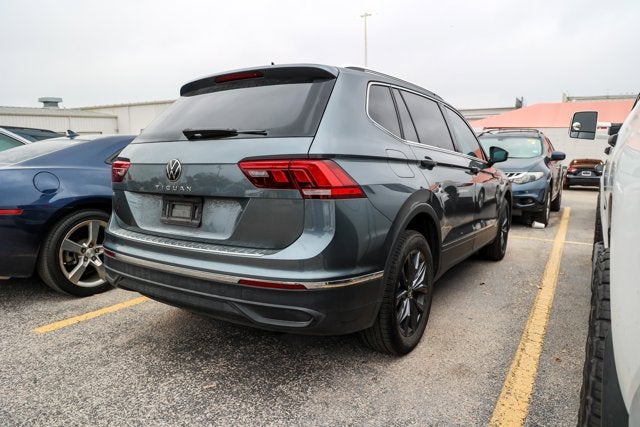 2023 Volkswagen Tiguan SE