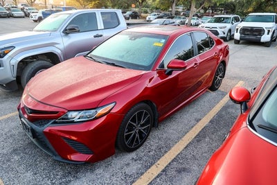 2019 Toyota Camry SE