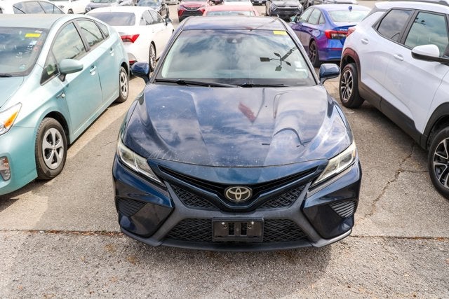 2018 Toyota CAMRY SE