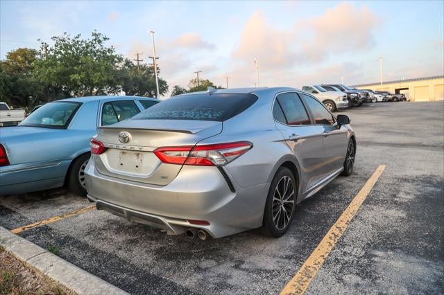 2018 Toyota Camry SE