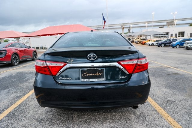2017 Toyota CAMRY SE