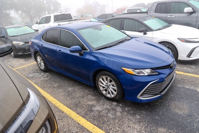 2023 Toyota CAMRY LE