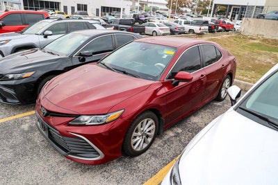 2022 Toyota CAMRY LE