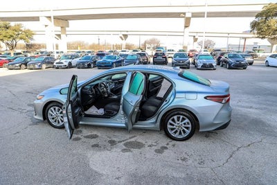 2024 Toyota CAMRY LE