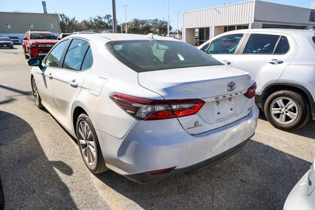 2024 Toyota CAMRY LE