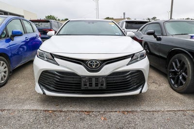 2020 Toyota CAMRY LE