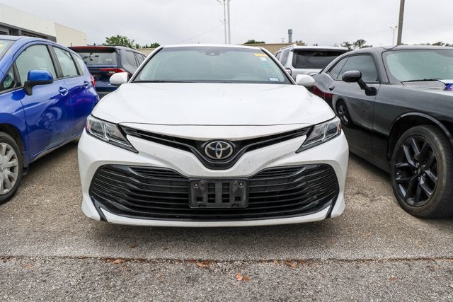 2020 Toyota CAMRY LE