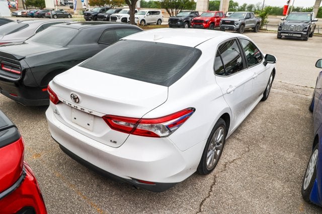 2020 Toyota CAMRY LE