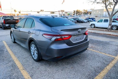 2024 Toyota CAMRY LE