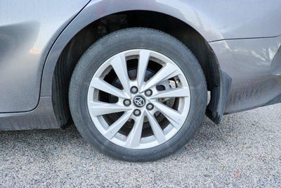 2024 Toyota CAMRY LE