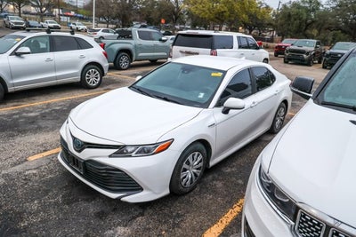 2020 Toyota Camry Hybrid LE