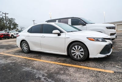 2020 Toyota Camry Hybrid LE