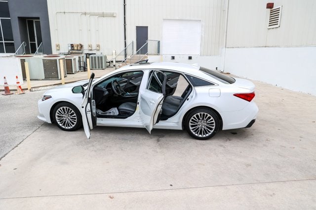 2021 Toyota AVALON Limited