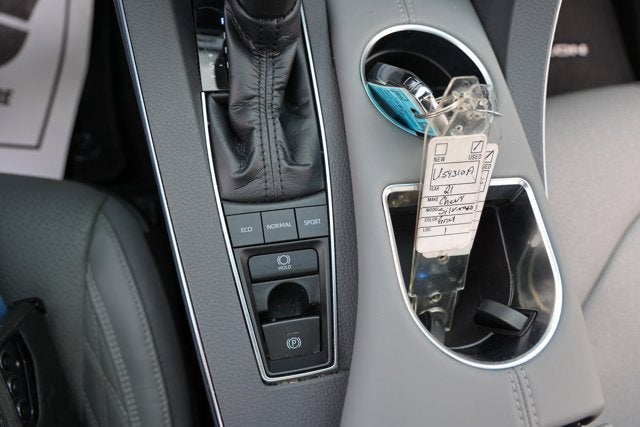 2021 Toyota AVALON Limited