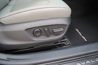 2021 Toyota AVALON Limited